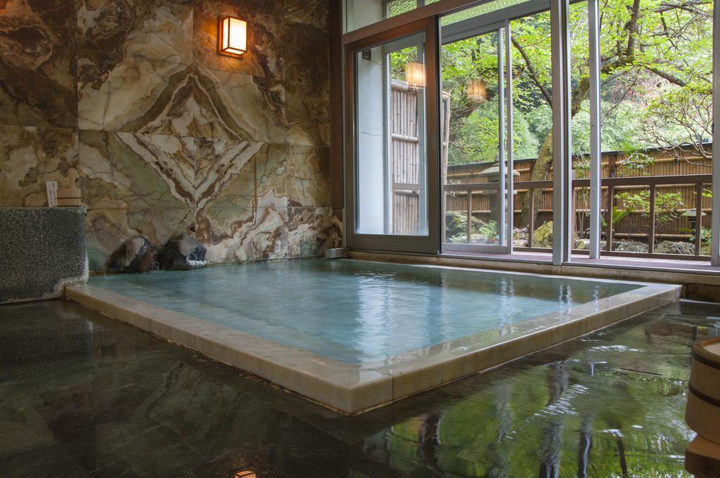 Mukaitaki Hotel Aizuwakamatsu Esterno foto