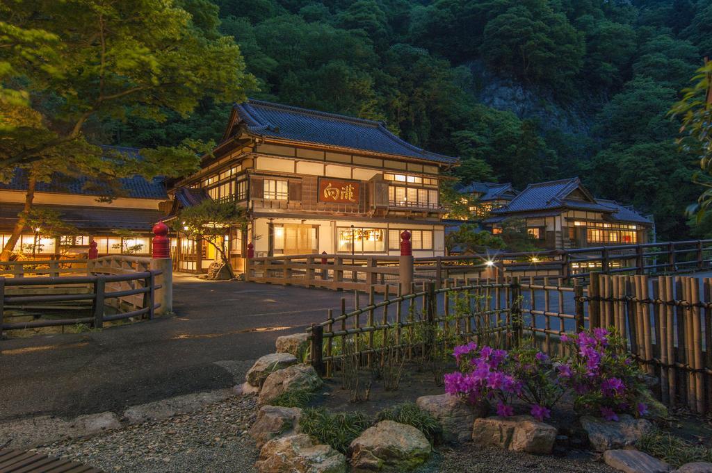 Mukaitaki Hotel Aizuwakamatsu Esterno foto